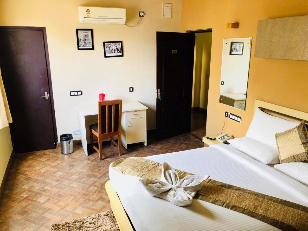 Emerald Suites Koramangala Bangalore Eksteriør billede